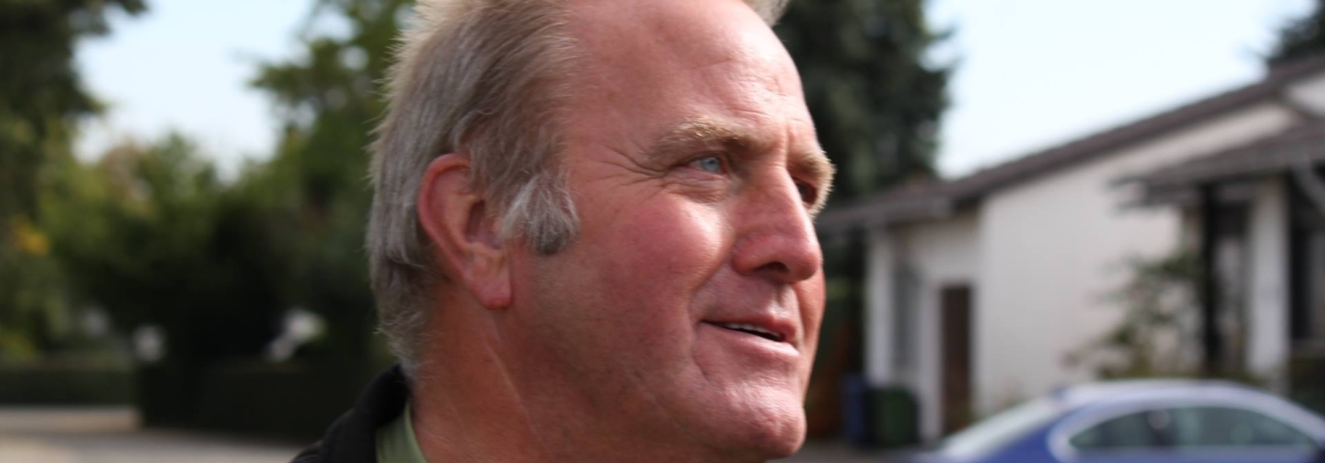 Porträt von Alun Williams, Mantrailing-Ausbilder im Hundezentrum Pfalz